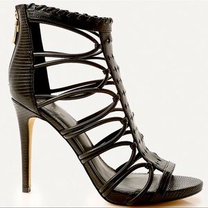 bebe Kayley Cutout Sandals Black Size 8